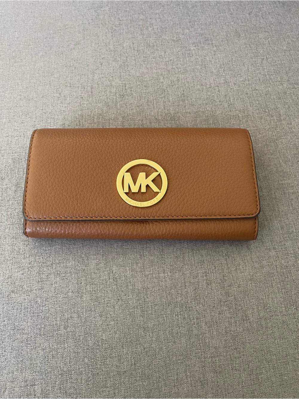 Michael Kors Fulton Carryall Wallet in Luggage Brown Pebbled/Soft Leather